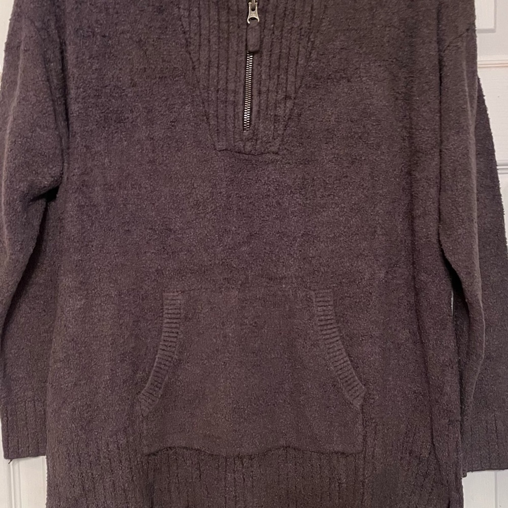 Barefoot Dreams Quarter-Zip Pullover with Kangaroo pocket. XL.